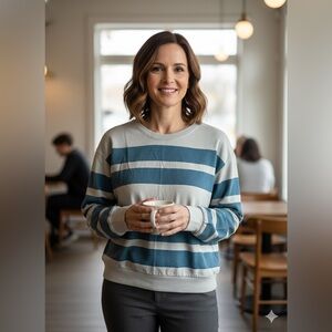 Women’s True Craft Light Gray Blue Teal Stripe Pullover Crewneck Knit Top Medium